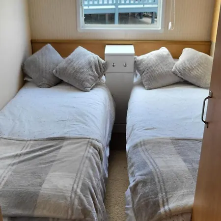 פארק נופש Caravan Near Port Carlisle *
